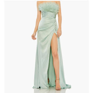 NEW, Mac Duggal Strapless Feather Detail Satin Gown in Mint Green Sz 4 #LD190